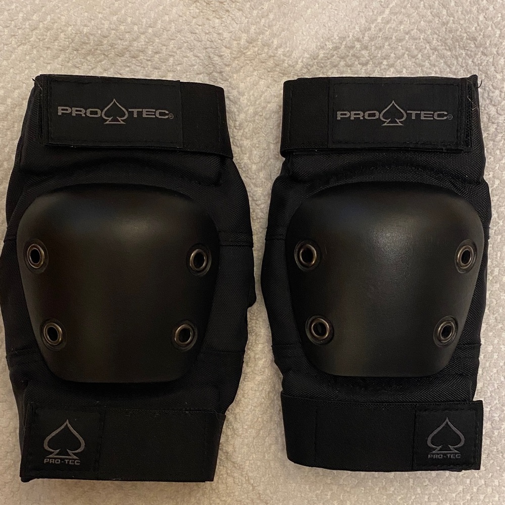 Pro Tec Elbow Pads Size Small